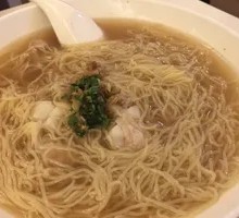 Crab Roe Fish Dumpling Noodle Soup
