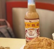 Pineapple Oil Sandwich