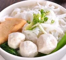 Cantonese Hand-Beaten Fish Ball Noodles
