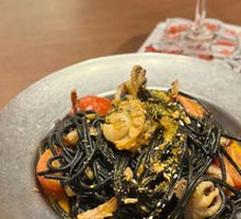 Red Sour Seafood Ink Noodles