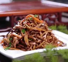 Smoked Bamboo Shoots Stir-fried with Preserved Sausage