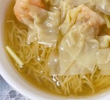Fresh Shrimp and Crab Roe Dumplings