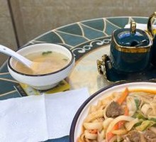 Stir-Fried Beef with Knife-Cut Noodles