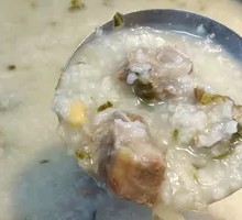 Braised Pork Bone and Dried Vegetable Rice Porridge
