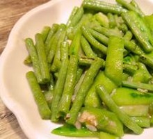 Oil and Salted Loofah and Green Beans