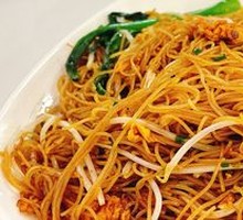Fried Rice Noodles with Egg