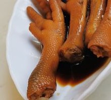 Reverberating Soy Sauce King Chicken Feet