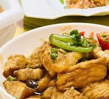 Qingyuan Water Tofu Braised Pork Trotters