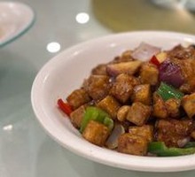 Braised Spare Ribs with Preserved Olive and Honey Sauce