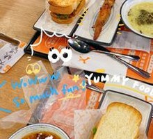 Full-Ingredient Bowl Shark Fin Soup