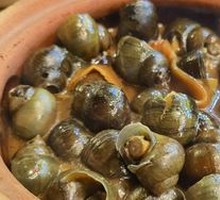 Braised Snail with Free-range Chicken