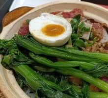 Signature腊味三宝 Baozi Rice Bowl