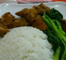 Golden Garlic Pork Rib Rice