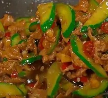 Cucumber Stir-Fry with Pork and Rice