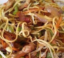 Lean Meat Fried Noodles