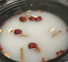Health-preserving Herbal Dish