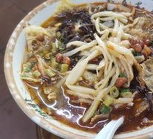 Mixed Sea Snail Noodles