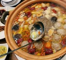 Dongchuan Chicken Pot