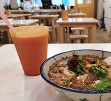 Chu Hou Angus Beef Rice Noodles