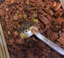 Braised Lotus Root with Peanuts
