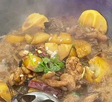 Chicken Stewed with Potatoes