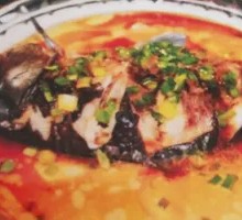 Steamed White Crucian Carp with Egg