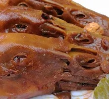 Spicy Five-Spice Duck Heads