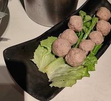 Hand-beaten Beef Meatballs, Elastic and Juicy