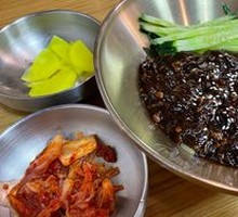 Signature Fried Sauce Noodles