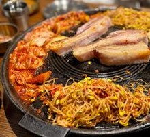 Pot-Lid Roasted Pork Belly