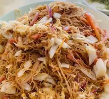 Fried Rice Noodles with Egg