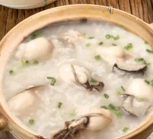 Nutritious Oyster Clay Pot Rice Porridge