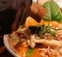 Dai-style Sour Beef Noodle Soup