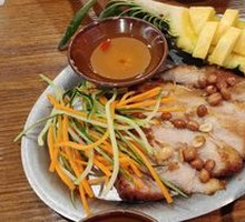 Dai-Style Grilled Pineapple Pork Neck Meat