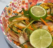 Hand-Beaten Boneless Spicy Sour Chicken Feet