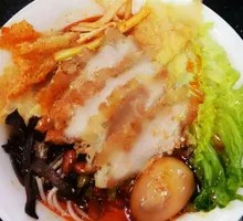 Mixed Sea Snail Noodles