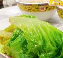 Braised Lettuce with Oyster Sauce