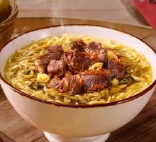 老坛酸菜牛腩面