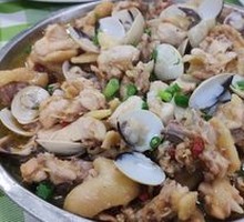 Steamed Chicken with Clams