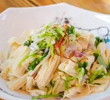 Scallion Oil Dry Tossed Fresh Bean Curd Sheets