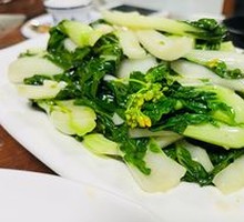 Stir-Fried Bok Choy with Garlic