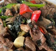 Braised Duck with Perilla