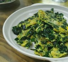 Buddha's Greens Stir-Fried with Eggs