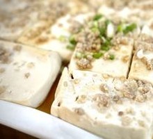 Pan-fried Stuffed Tofu with Mountain and Water Flavor