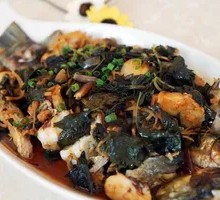 Stir-fried Mountain-Stream Wuchang Fish with Hakka Style