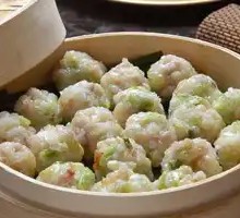 Lotus Leaf Steamed Meatballs with Ancient Technique