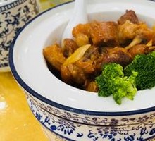 Yellow Skin Pig Trotter