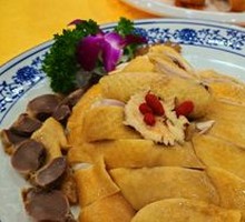 Codonopsis and Rehmannia Steamed Chicken