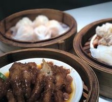 Bada Sauce Steamed Chicken Feet