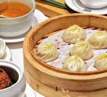 Crab Roe Steamed Buns